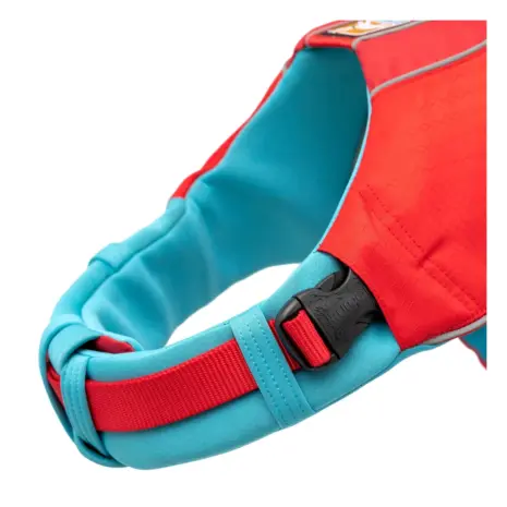 Kurgo Surf n Turf life jacket strap detail Adjustable strap detail on the Kurgo Surf n Turf dog life jacket